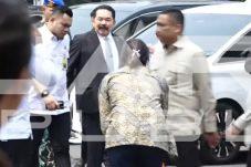 ST Burhanuddin Bantah Dicopot Prabowo: “Enggak, Enggak”